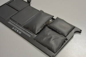 spuchnięta bateria macbook